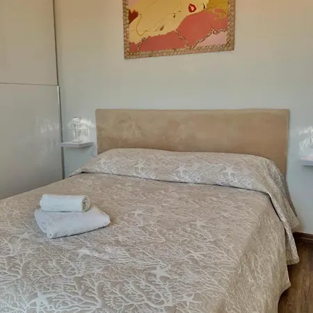 Casa Del Ginepro - Zona شقة أولبيا